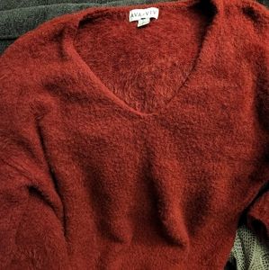 AVA and VIV wool like sweater